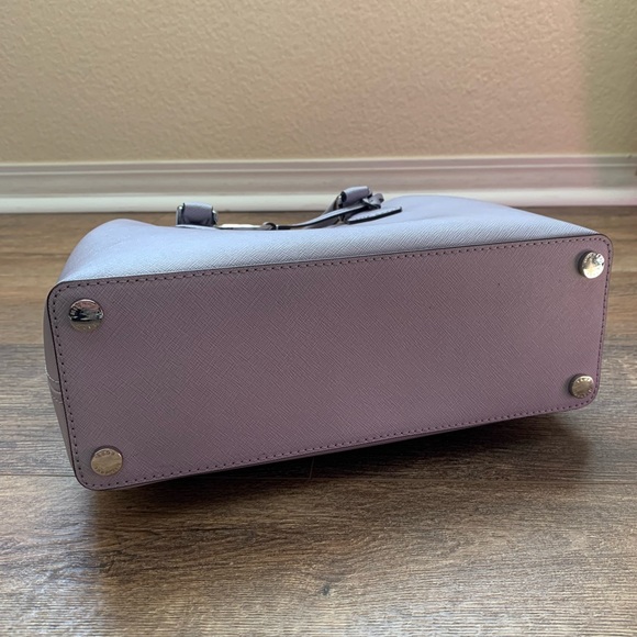 😃SOLD!!💃💃💃🕺🏼😃 🔥💜NEW MK Camille Satchel 💜 - Picture 3 of 8